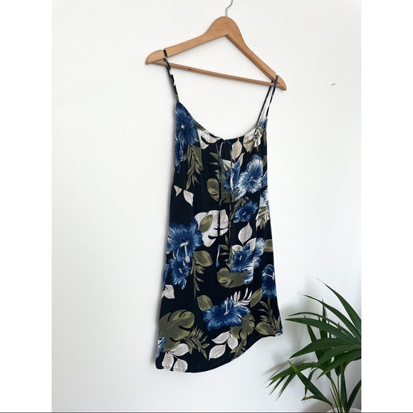 NWT HARLOW Black/Blue Floral Sundress - Picture 12 of 15